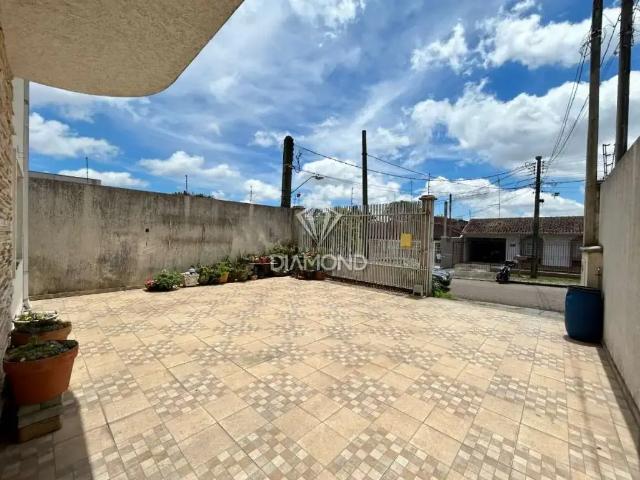 Casa / Sobrado para Venda em Curitiba/PR Guaíra 3 Quartos