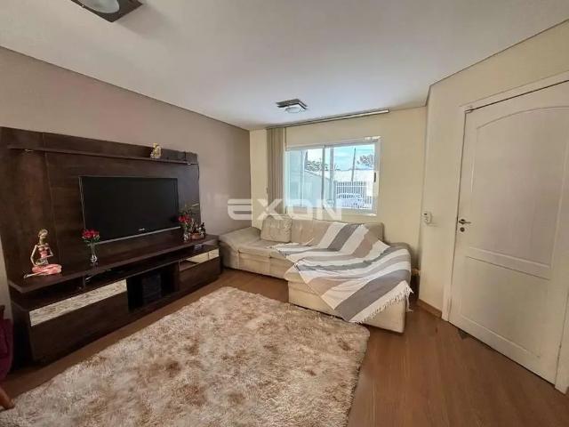 Casa / Sobrado para Venda em Curitiba/PR Guaíra 3 Quartos