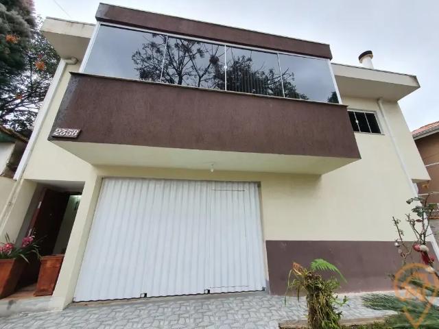 Casa / Sobrado para Venda em Curitiba/PR Guaíra 3 Quartos