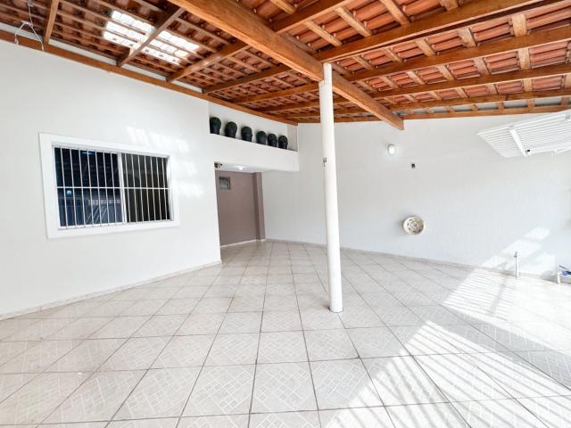 Casa / Sobrado para Venda em Curitiba/PR Ganchinho 3 Quartos