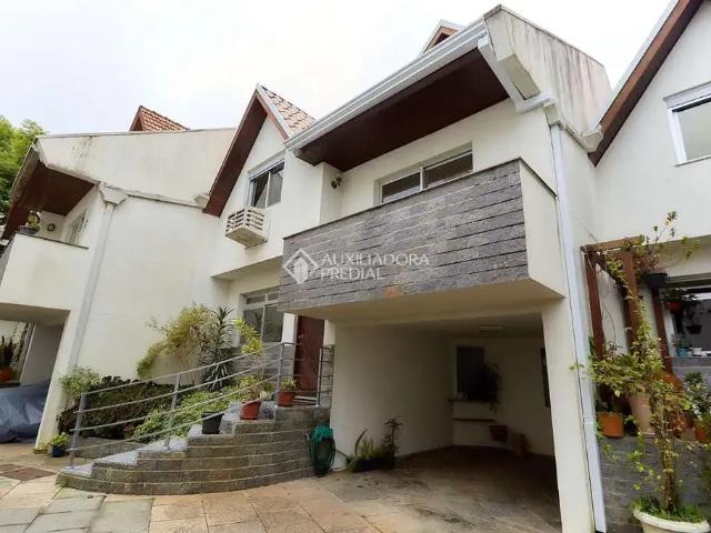 Casa / Sobrado para Venda em Curitiba/PR Hugo Lange 4 Quartos
