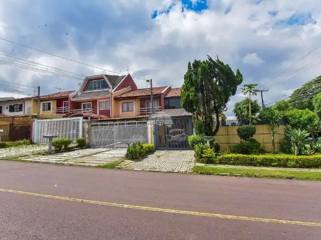 Casa / Sobrado para Venda em Curitiba/PR Hauer 3 Quartos