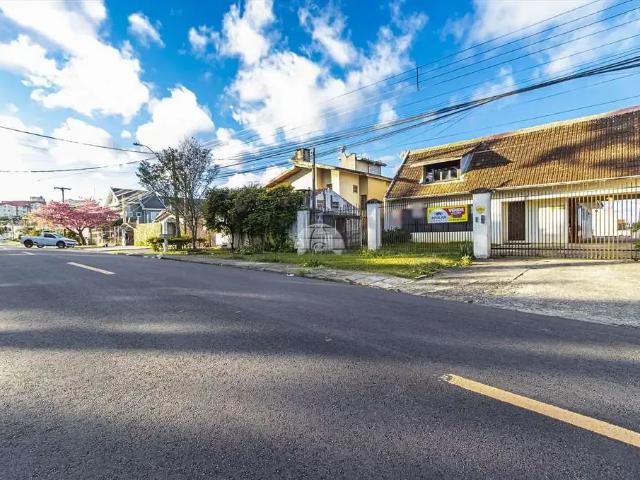 Casa / Sobrado para Venda em Curitiba/PR Hauer 3 Quartos