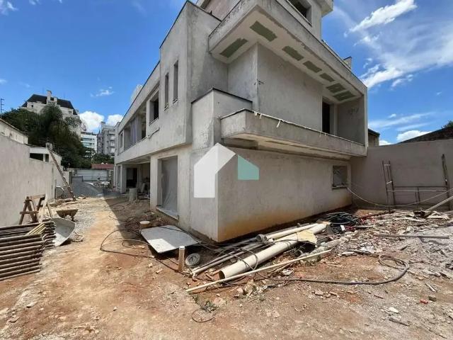 Casa / Sobrado para Venda em Curitiba/PR Juvevê 3 Quartos