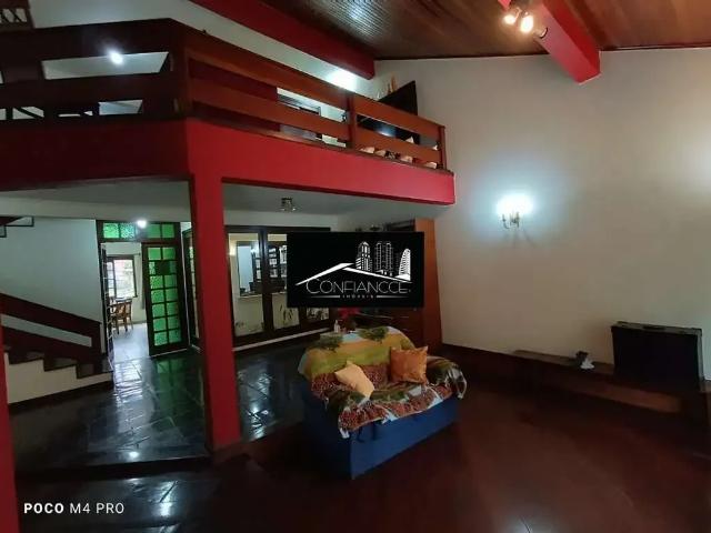 Casa / Sobrado para Venda em Curitiba/PR Jardim Botânico 4 Quartos