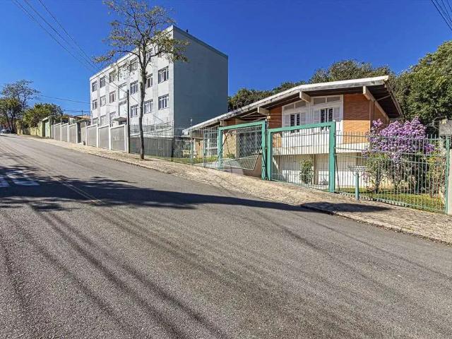 Casa / Sobrado para Venda em Curitiba/PR Jardim Botânico 3 Quartos