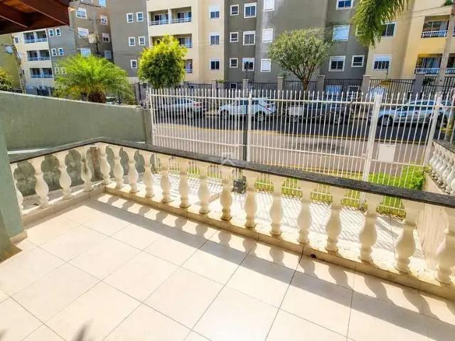 Casa / Sobrado para Venda em Curitiba/PR Jardim Botânico 3 Quartos