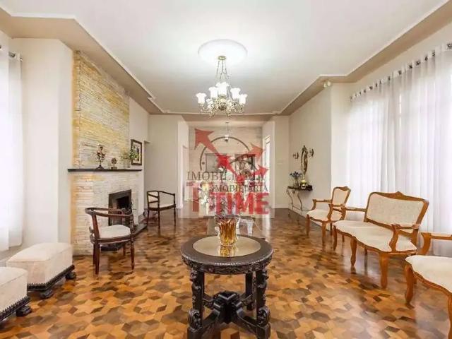 Casa / Sobrado para Venda em Curitiba/PR Jardim Botânico 3 Quartos