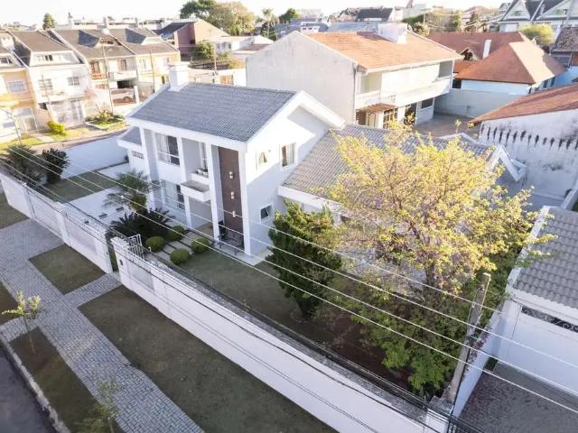 Casa / Sobrado para Venda em Curitiba/PR Jardim das Américas 3 Quartos