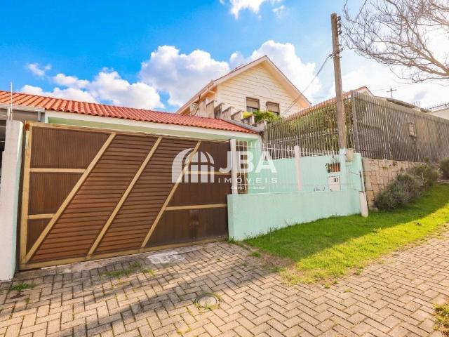 Casa / Sobrado para Venda em Curitiba/PR Jardim das Américas 3 Quartos