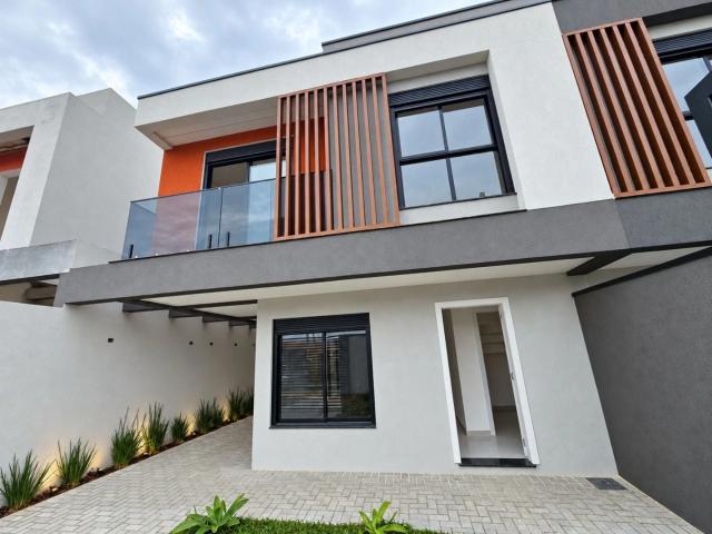 Casa / Sobrado para Venda em Curitiba/PR Jardim das Américas 3 Quartos