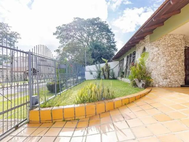 Casa / Sobrado para Venda em Curitiba/PR Jardim das Américas 3 Quartos