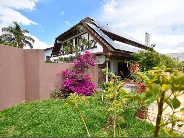 Casa / Sobrado para Venda em Curitiba/PR Jardim das Américas 7 Quartos