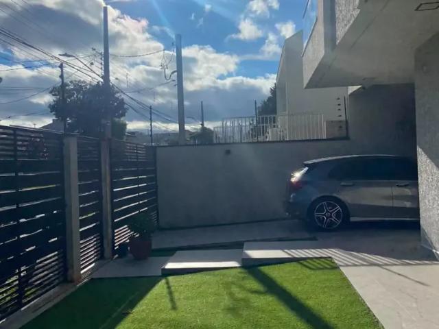 Casa / Sobrado para Venda em Curitiba/PR Jardim das Américas 4 Quartos