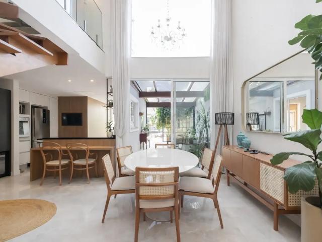 Casa / Sobrado para Venda em Curitiba/PR Jardim Social 4 Quartos