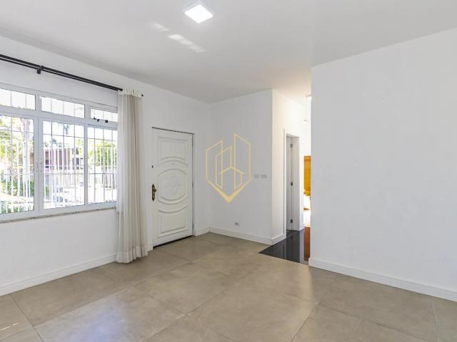 Casa / Sobrado para Venda em Curitiba/PR Jardim Social 4 Quartos