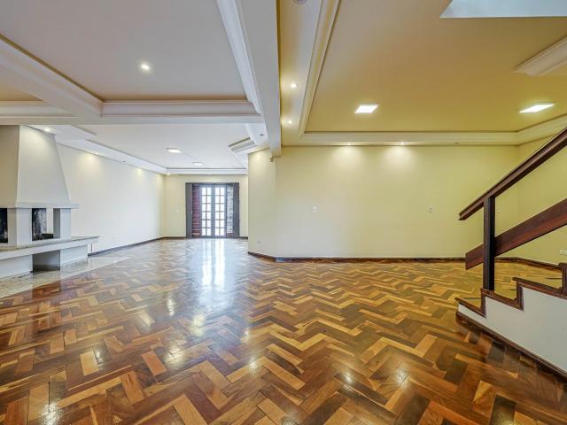 Casa / Sobrado para Venda em Curitiba/PR Jardim Social 4 Quartos