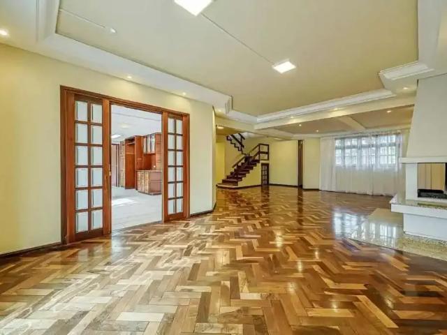Casa / Sobrado para Venda em Curitiba/PR Jardim Social 4 Quartos