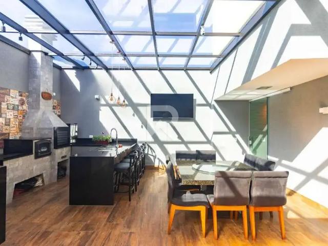 Casa / Sobrado para Venda em Curitiba/PR Lindóia 3 Quartos