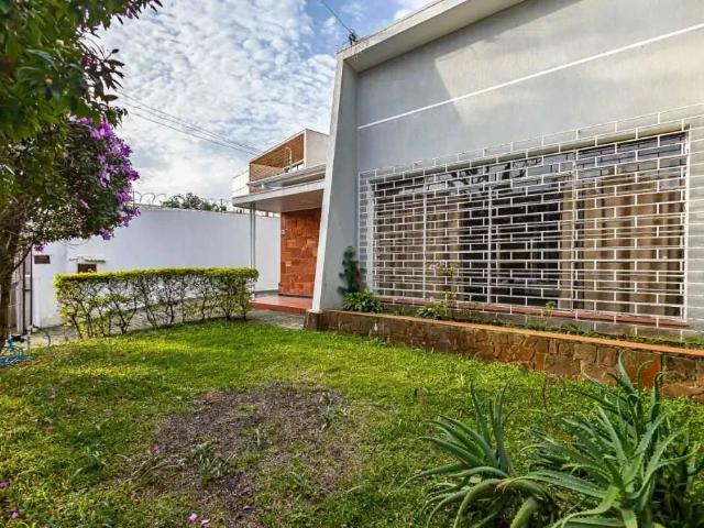 Casa / Sobrado para Venda em Curitiba/PR Parolin 3 Quartos