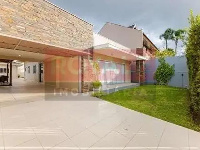 Casa / Sobrado para Venda em Curitiba/PR Parolin 4 Quartos