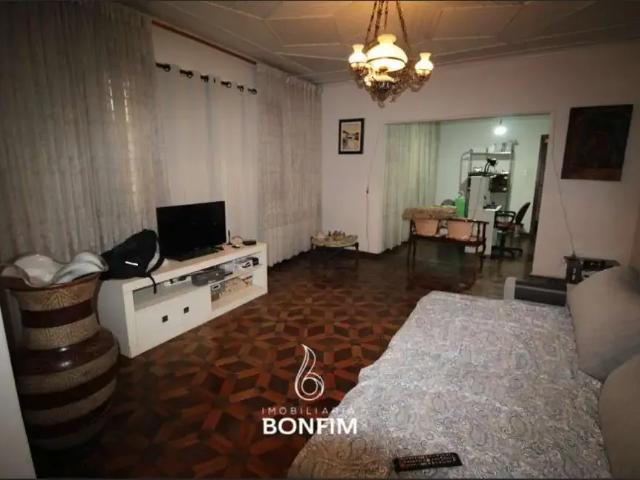 Casa / Sobrado para Venda em Curitiba/PR Parolin 4 Quartos