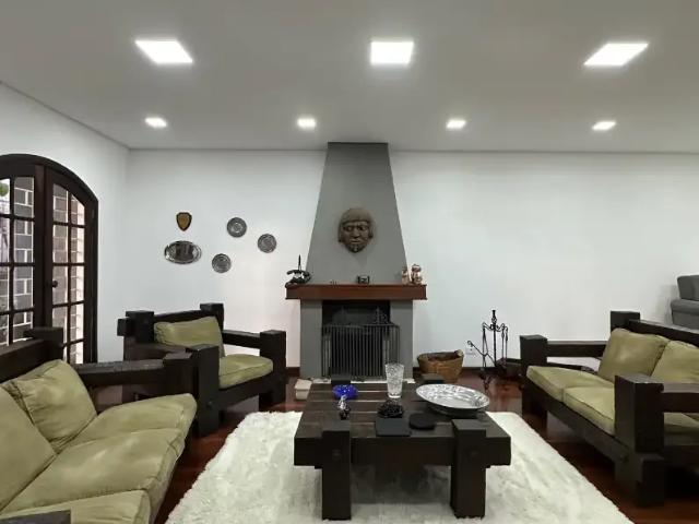 Casa / Sobrado para Venda em Curitiba/PR Parolin 4 Quartos