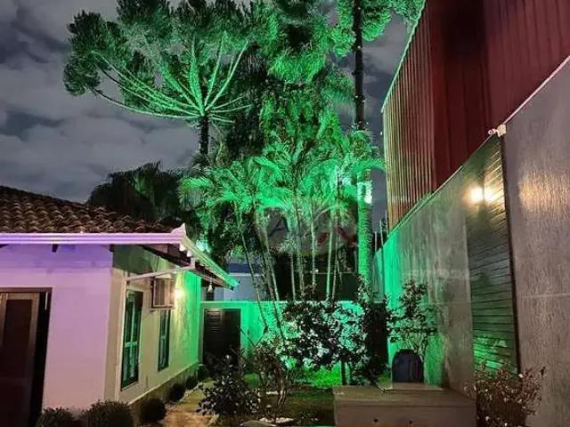 Casa / Sobrado para Venda em Curitiba/PR Parolin 5 Quartos