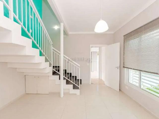 Casa / Sobrado para Venda em Curitiba/PR Parolin 6 Quartos