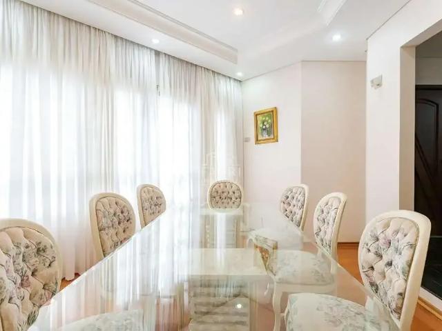 Casa / Sobrado para Venda em Curitiba/PR Parolin 6 Quartos