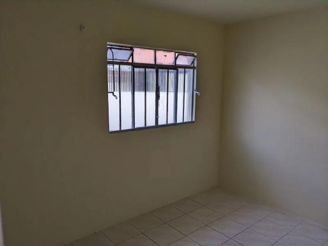 Casa / Sobrado para Venda em Curitiba/PR Pinheirinho 2 Quartos