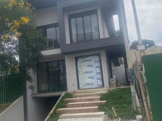 Casa / Sobrado para Venda em Curitiba/PR Pinheirinho 3 Quartos