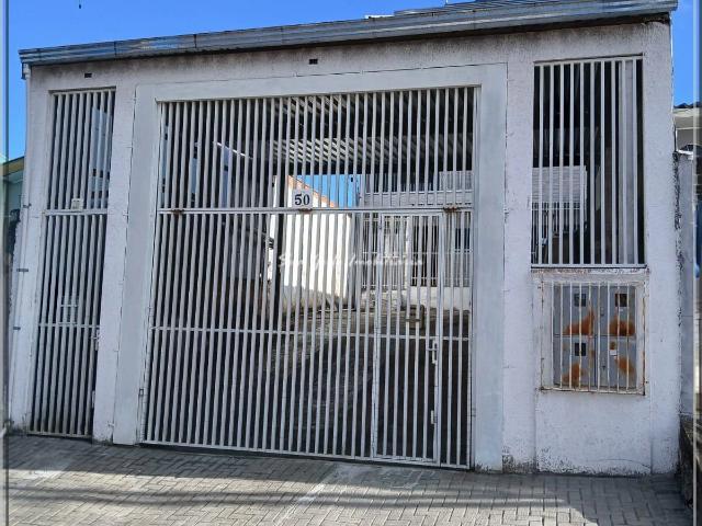 Casa / Sobrado para Venda em Curitiba/PR Pinheirinho 3 Quartos