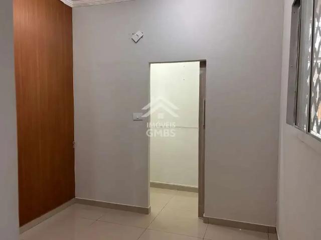 Casa / Sobrado para Venda em Curitiba/PR Pinheirinho 3 Quartos