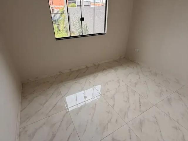 Casa / Sobrado para Venda em Curitiba/PR Pinheirinho 3 Quartos