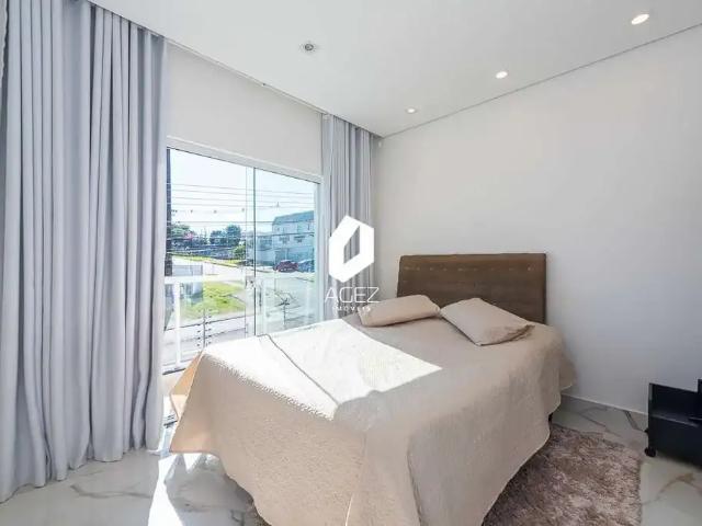 Casa / Sobrado para Venda em Curitiba/PR Pinheirinho 3 Quartos