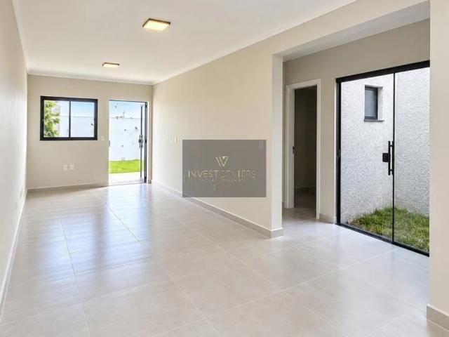 Casa / Sobrado para Venda em Curitiba/PR Pinheirinho 3 Quartos