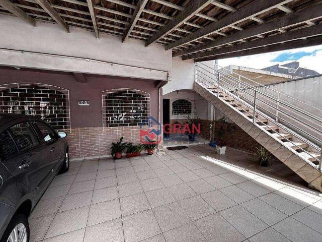Casa / Sobrado para Venda em Curitiba/PR Pinheirinho 3 Quartos