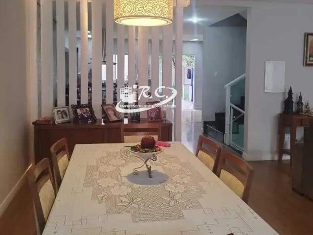Casa / Sobrado para Venda em Curitiba/PR Pinheirinho 3 Quartos
