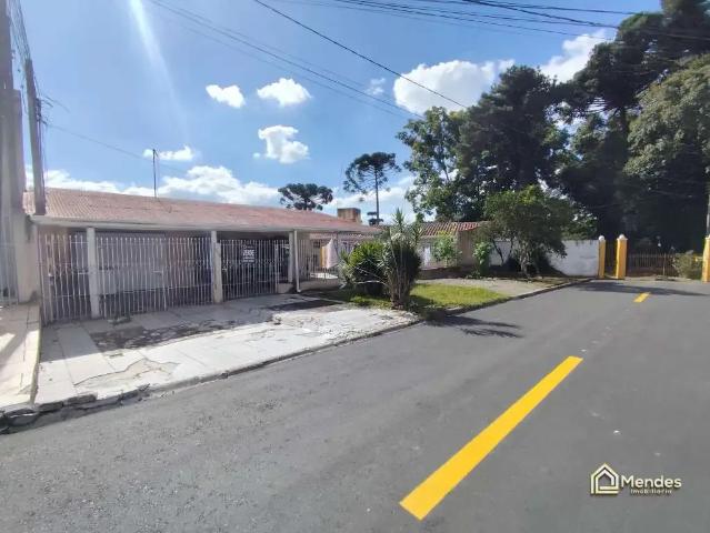 Casa / Sobrado para Venda em Curitiba/PR Pinheirinho 5 Quartos