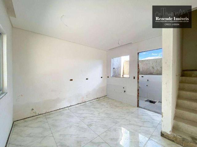 Casa / Sobrado para Venda em Curitiba/PR Portão 4 Quartos