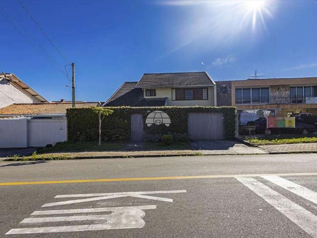 Casa / Sobrado para Venda em Curitiba/PR Portão 4 Quartos