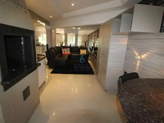 Casa / Sobrado para Venda em Curitiba/PR Portão 4 Quartos