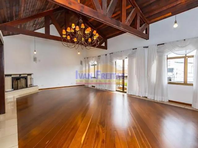 Casa / Sobrado para Venda em Curitiba/PR Portão