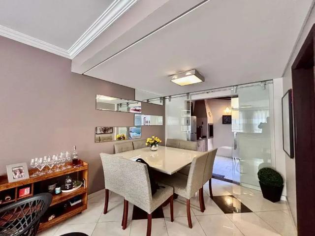 Casa / Sobrado para Venda em Curitiba/PR Portão 2 Quartos