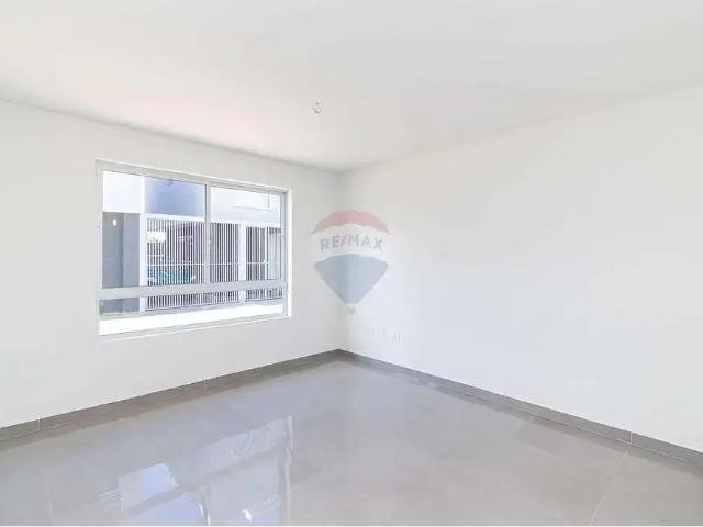 Casa / Sobrado para Venda em Curitiba/PR Portão 3 Quartos