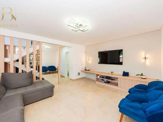 Casa / Sobrado para Venda em Curitiba/PR Portão 3 Quartos