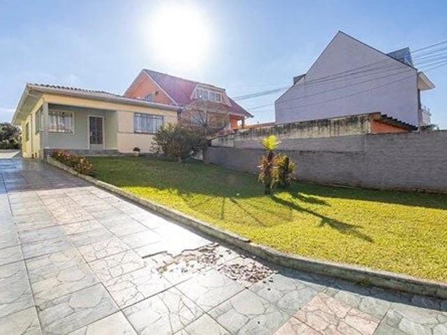 Casa / Sobrado para Venda em Curitiba/PR Portão 3 Quartos