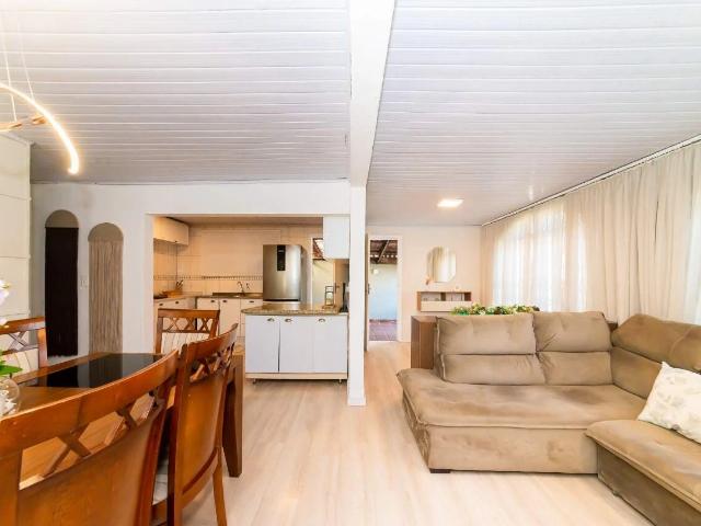Casa / Sobrado para Venda em Curitiba/PR Portão 3 Quartos