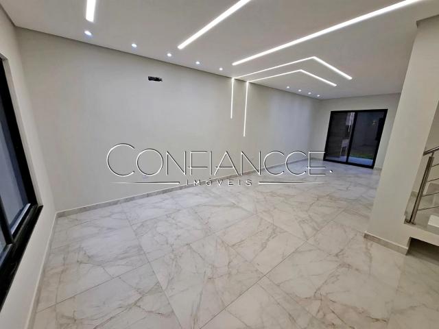 Casa / Sobrado para Venda em Curitiba/PR Portão 3 Quartos
